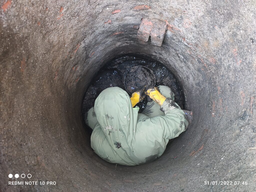 Mangal septic tank